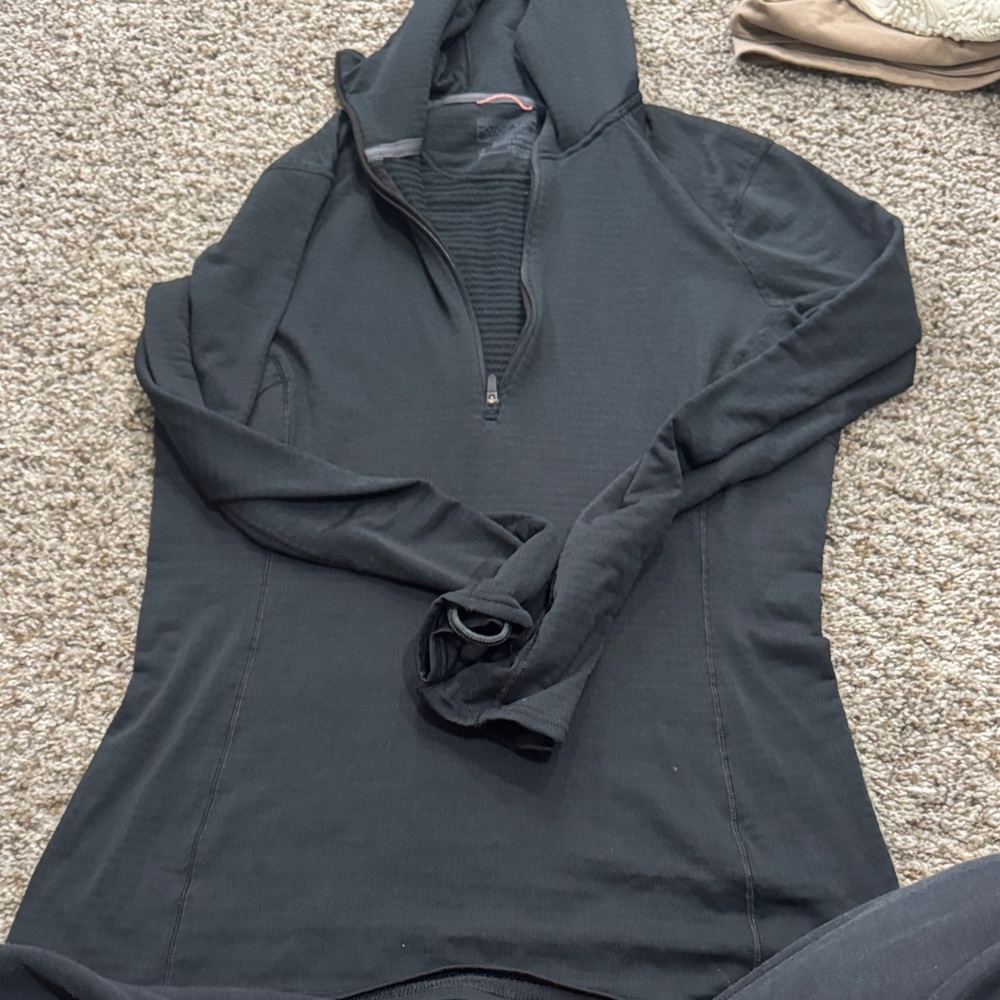 Patagonia Black Long Sleeve Hoodie